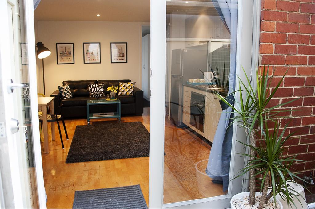 Position Perfect Carlton Apartment Мелбърн Екстериор снимка