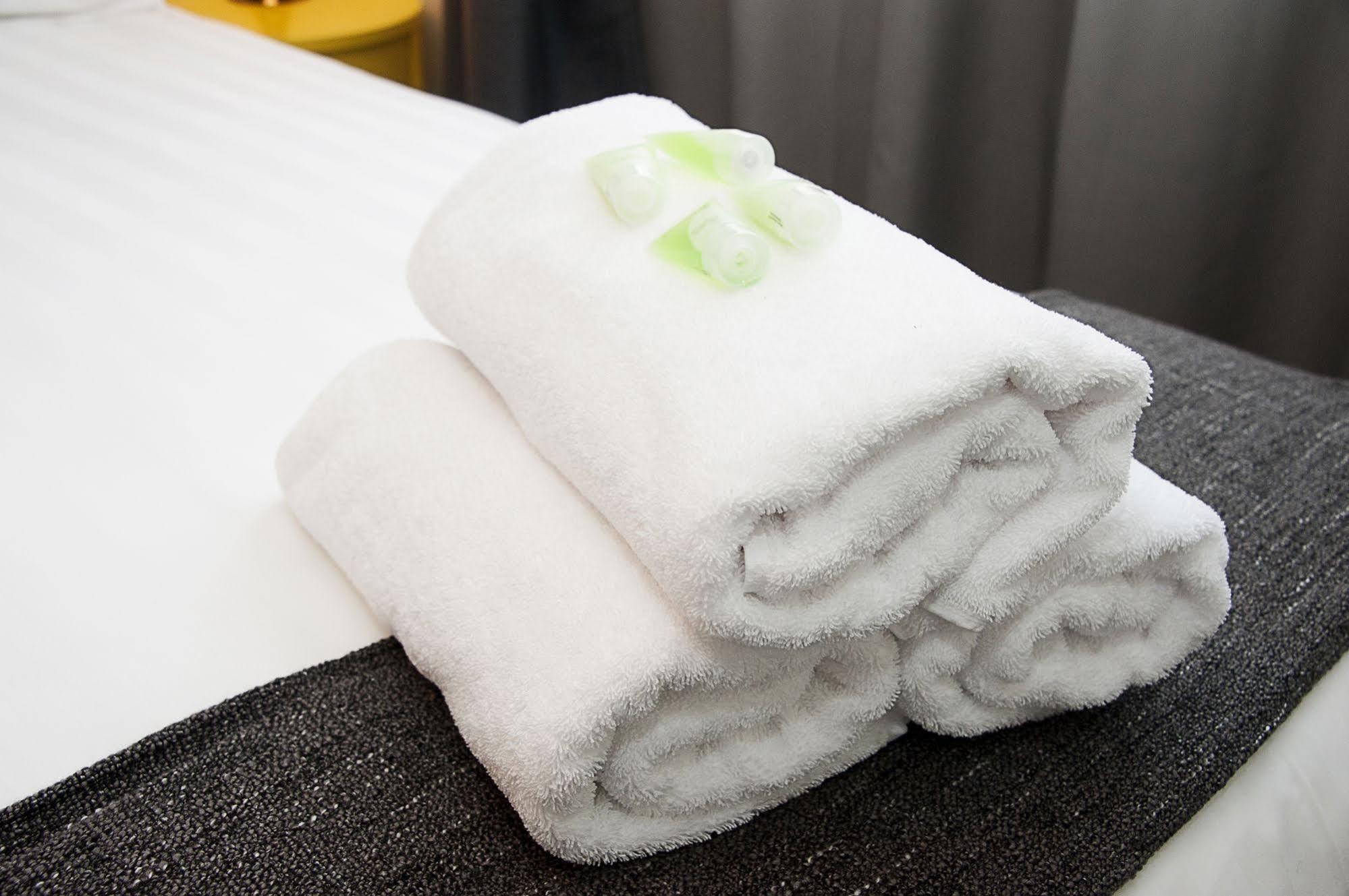 Position Perfect Carlton Apartment Мелбърн Екстериор снимка