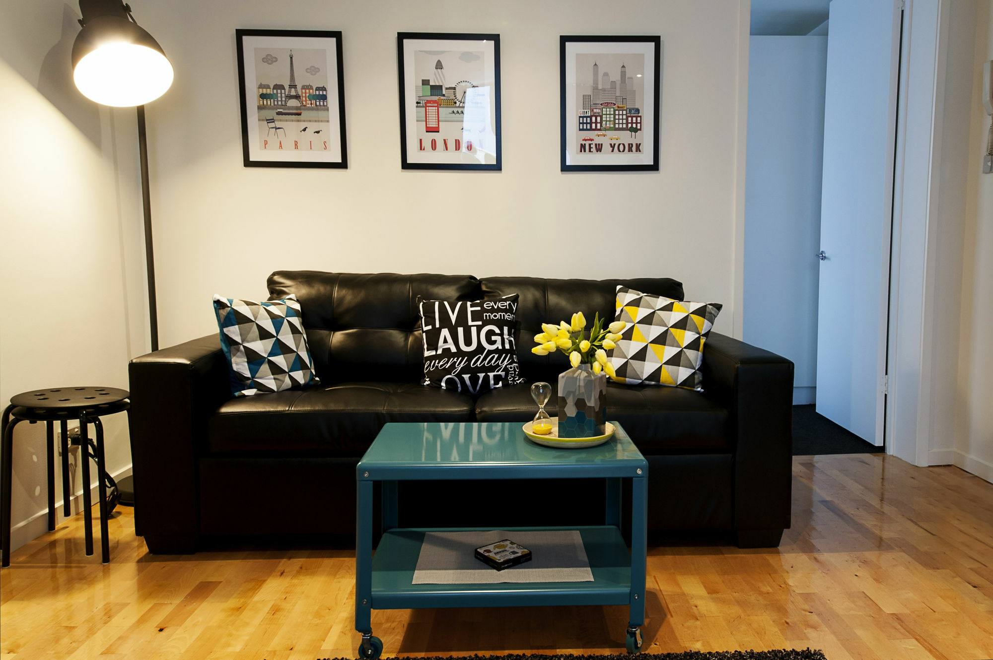Position Perfect Carlton Apartment Мелбърн Екстериор снимка